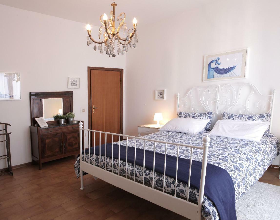 Goga&Romeo Bed & Breakfast Pesaro Ngoại thất bức ảnh